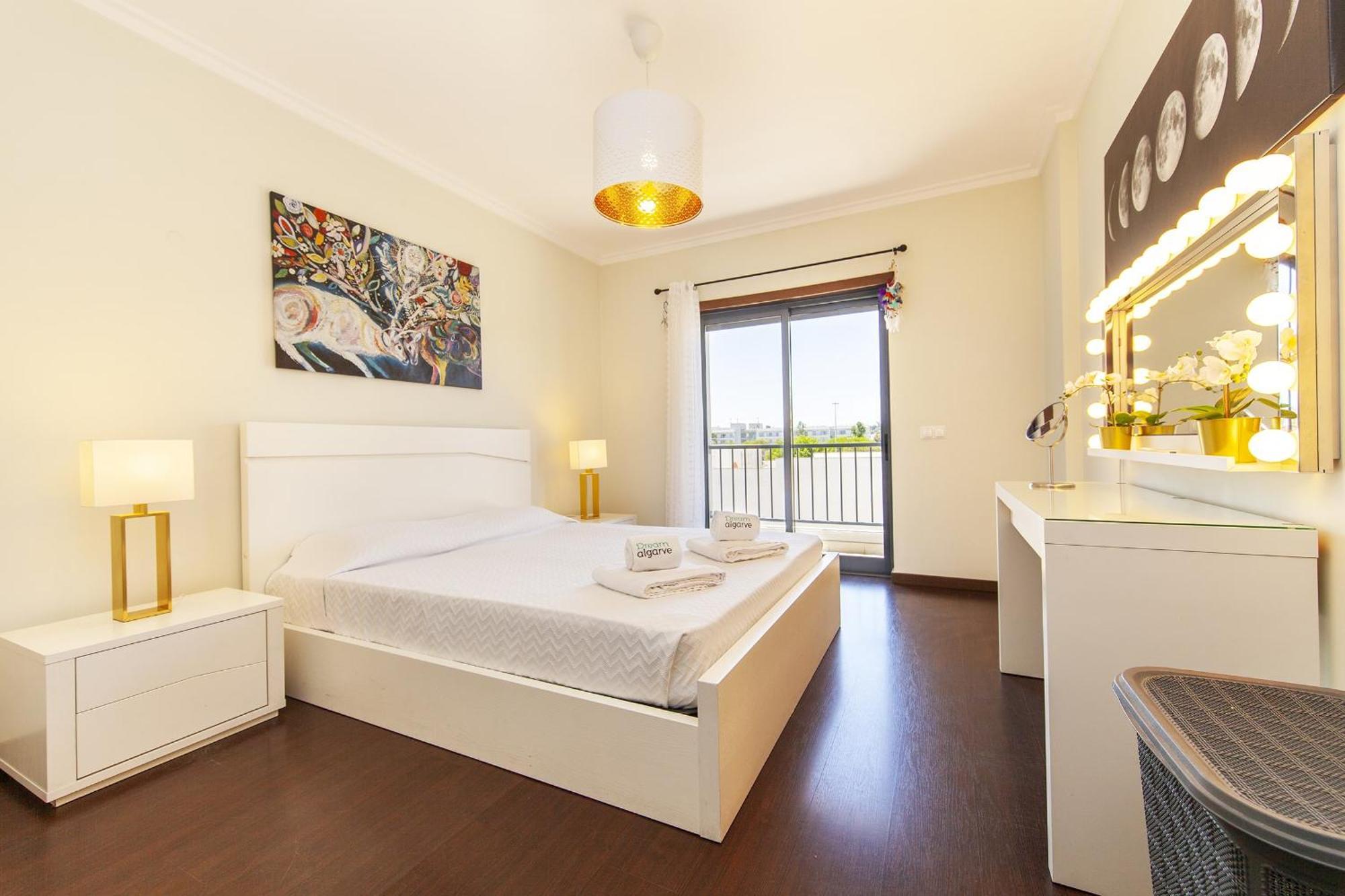 B03 - Luxury 2 Bed Lagos Marina Bagian luar foto